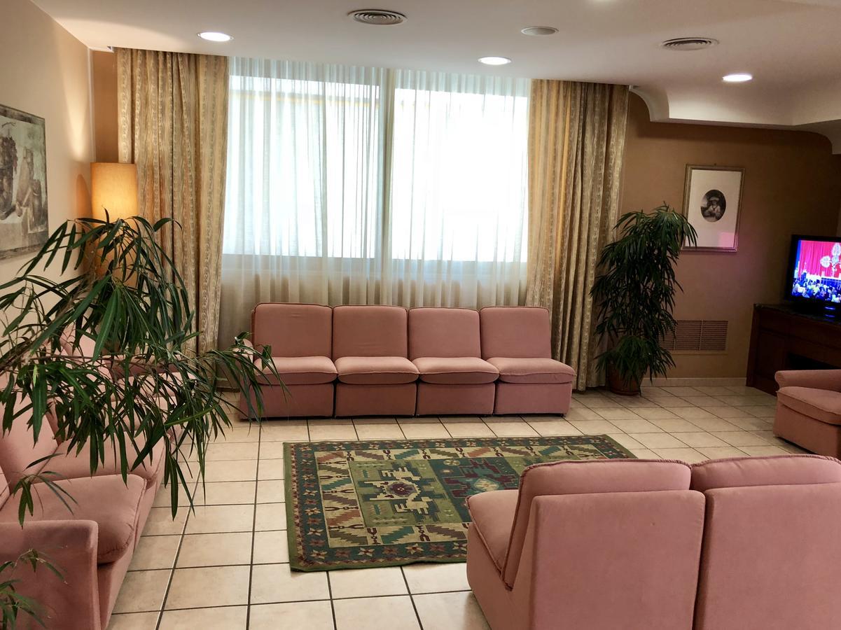 Hotel Sollievo - San Gennaro San Giovanni Rotondo Eksteriør billede